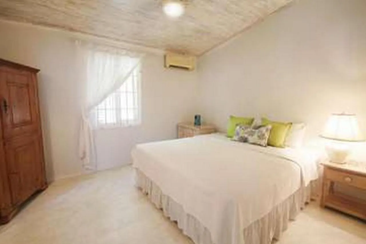 Pavilion Villa By Bsl Rentals سانت جيمس 0*,  بربادوس